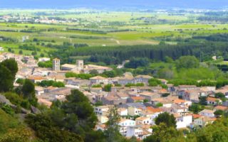 Holiday lets in France: town or country?