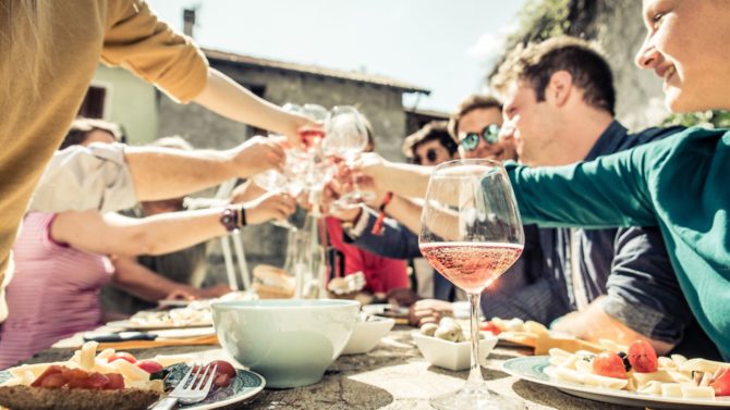 27 things you need to know about French food etiquette