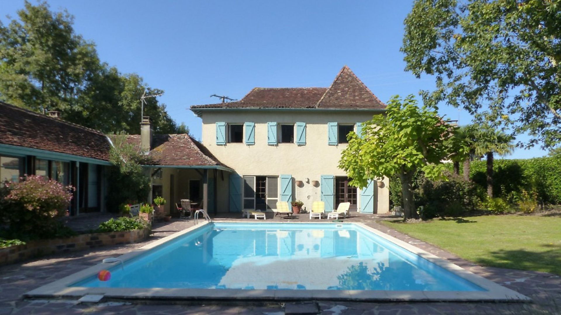 Wonderful French properties on the market in January 2019 Complete France
