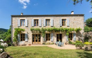 Things to consider before buying a renovation project in France