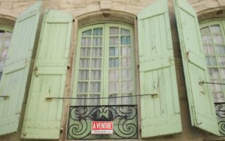 8 ways to find a French property