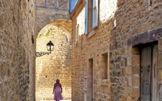 You’re not alone! Advice for solo buyers of French property