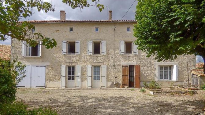 Five gorgeous properties to renovate for sale in France