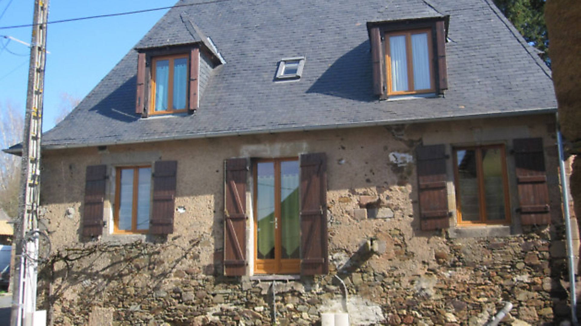 5 French properties for sale in Corrèze Complete France