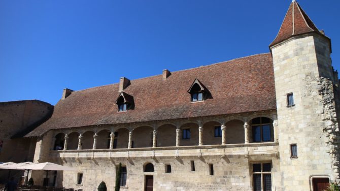Discover Nérac in France and its historic château