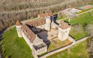 This outstanding château in Midi-Pyrénées is up for auction