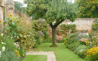 How to plan your garden in France