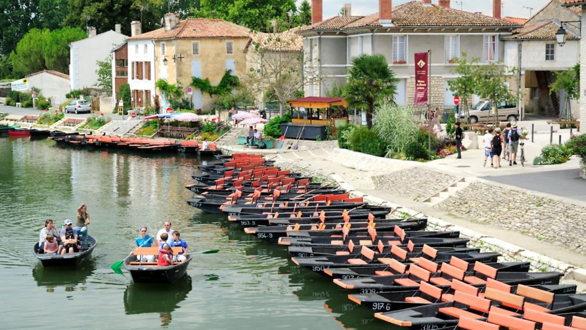 French Property Reasons to buy a house in DeuxSèvres Complete France