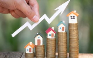 5 reasons to use a specialist currency company over a bank when buying a French property