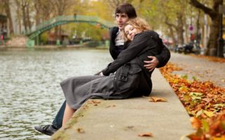 8 things you need to know about dating etiquette in France
