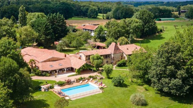 Alfresco dreams: Properties on the market in sunny south-west France with fabulous covered terraces