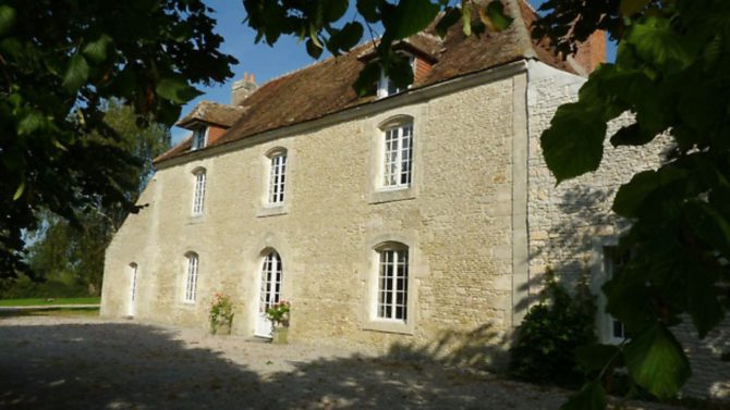 Interview with an estate agent in northern France