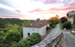 Stretch for the stars: a yoga retreat in Lot-et-Garonne