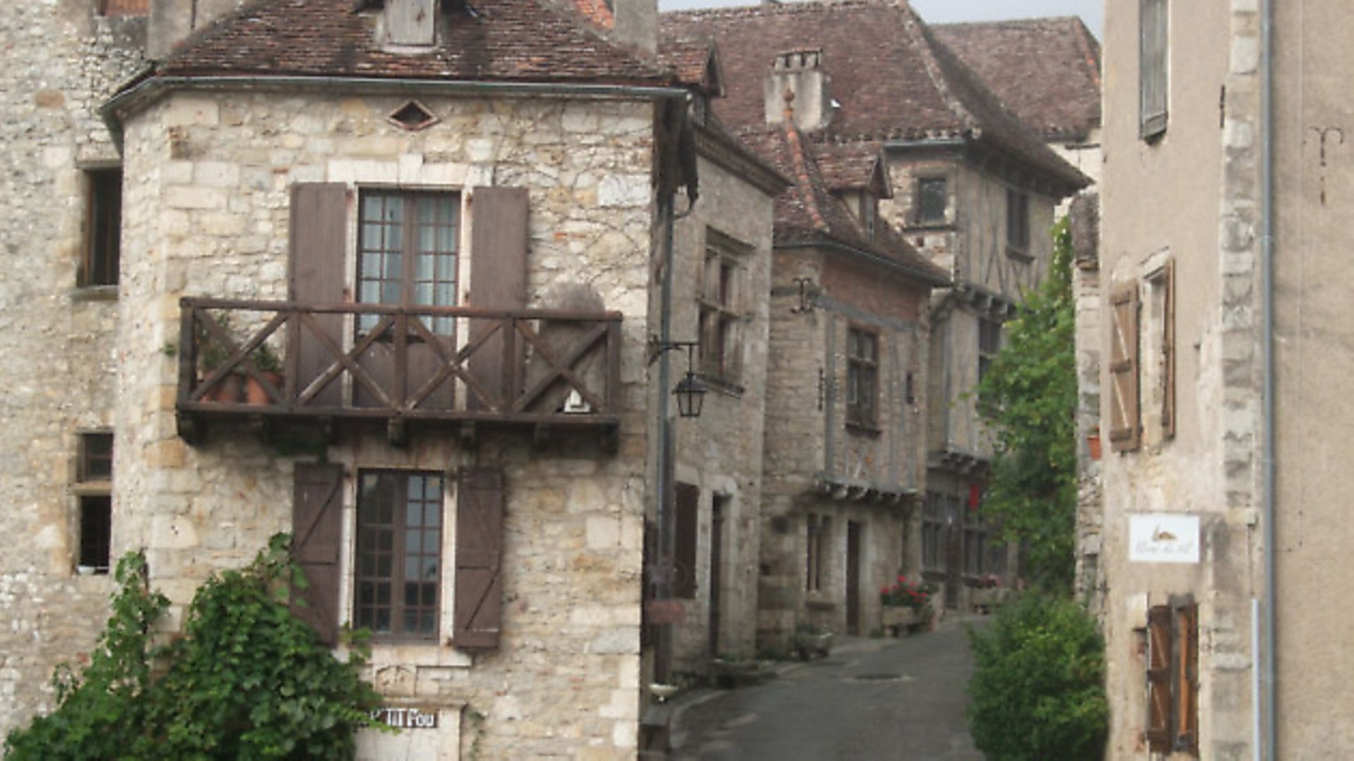 ‘Vices cachés’ explained Complete France