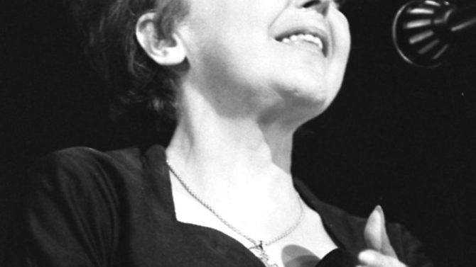 The tragic life and death of Édith Piaf: a French icon