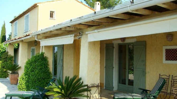 Property pick: villa in Provence
