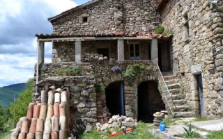 Choosing contractors for your French house