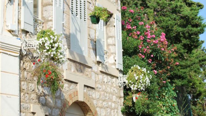 How to get your French holiday let spring ready: 6 winter tasks