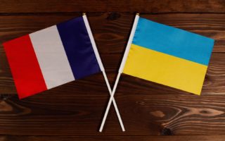 How can British expats and French property owners help Ukrainian refugees?