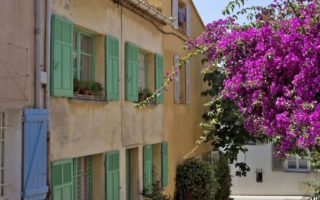 How to start a property search in France
