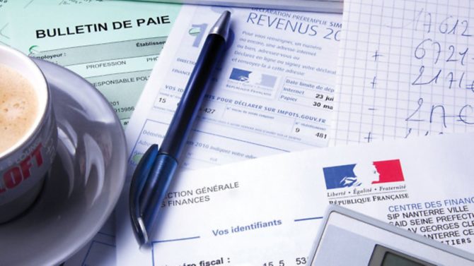 How do you challenge an incorrect tax bill in France?