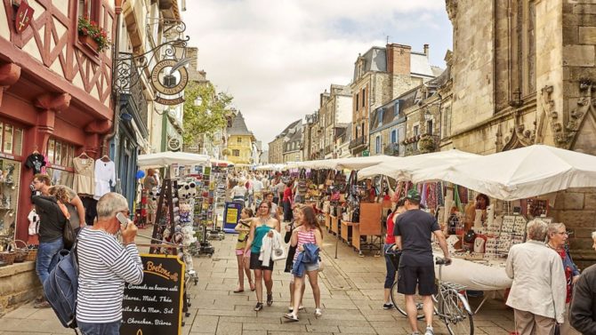 Miam miam! Buy a home near one of these delicious French market towns