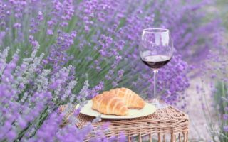 France: not just clichés