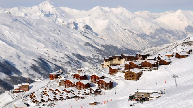 Easy-access ski areas in the French Alps