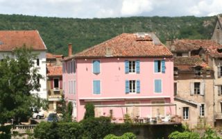 French mortgage rates to fall to a new low