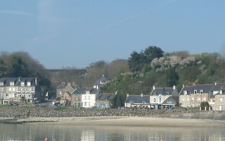 French property buyers keep coming