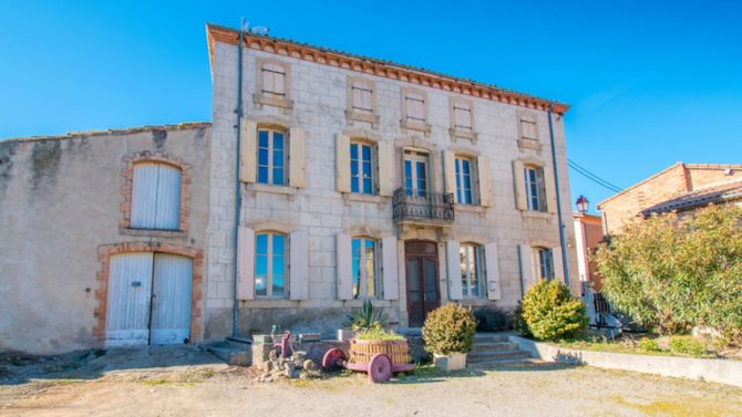 9 houses for sale that make us want to drop everything and move to France!