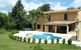 Living in Gard in Languedoc-Roussillon