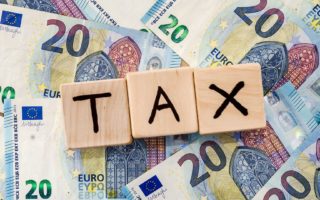 Could you reduce your tax bill by moving to France?