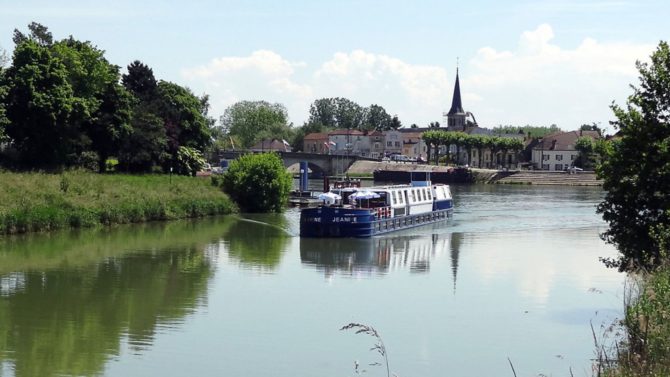 Good reasons to book a CroisiEurope French river or canal cruise