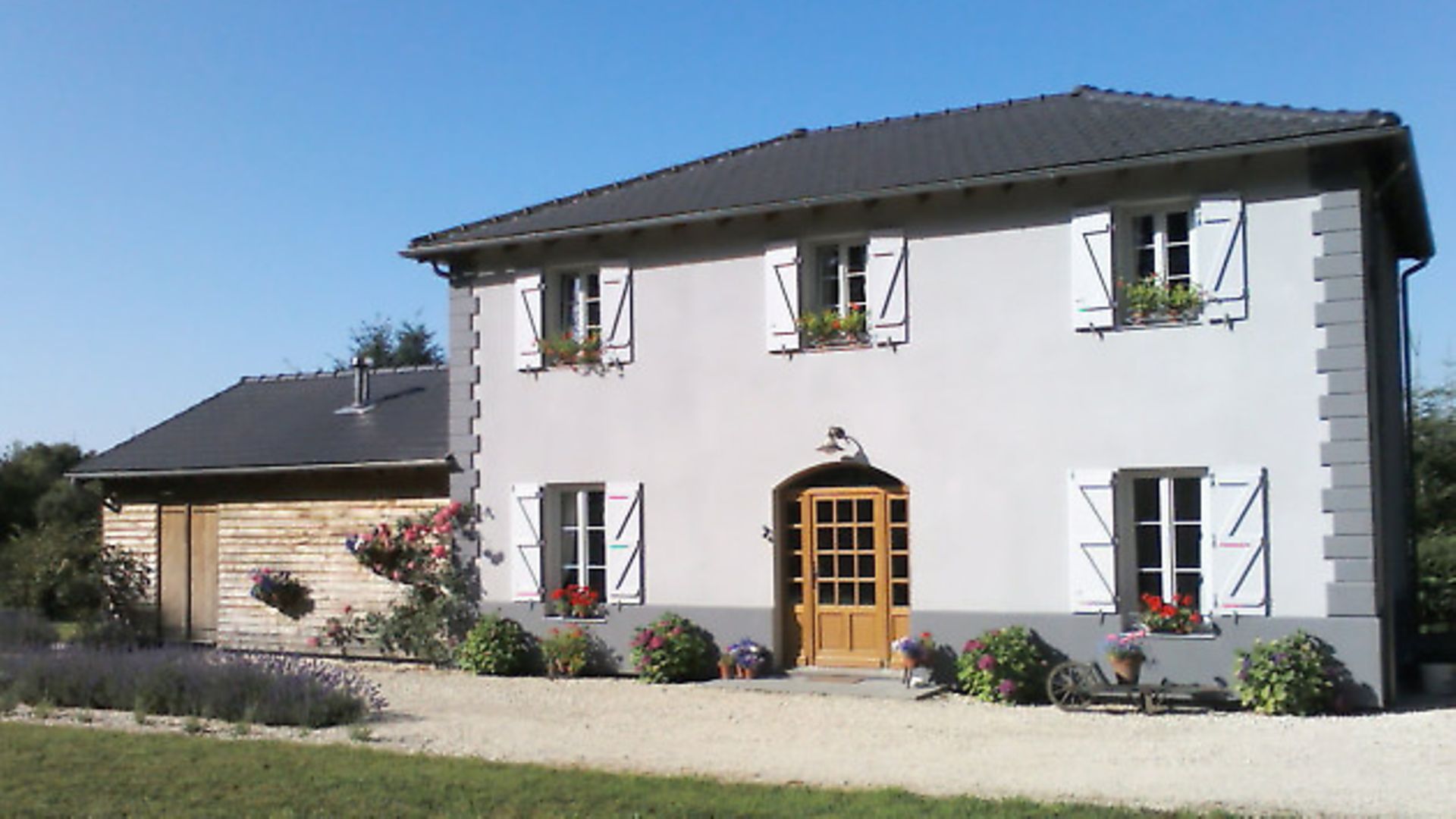Property pick newbuild house in Limousin Complete France