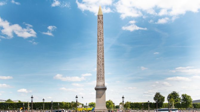 What is the oldest monument in Paris?