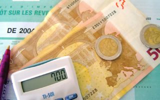 How to organise your finances when you arrive in France