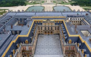 View Versailles via VR