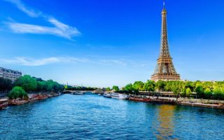 Summer in Paris: Enjoy boat trips, beaches and floating cafés