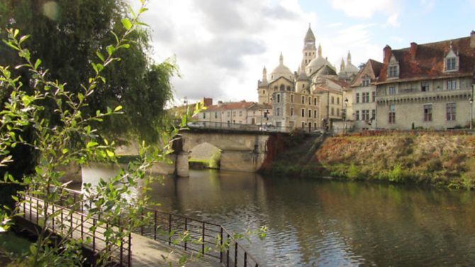 How to prepare for a move to France