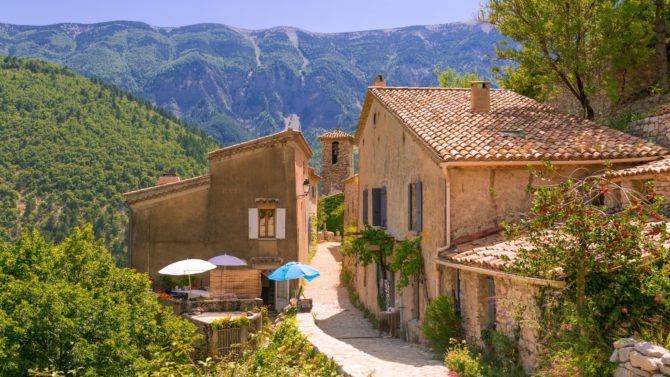 Is it worth renting out your holiday home in France? 