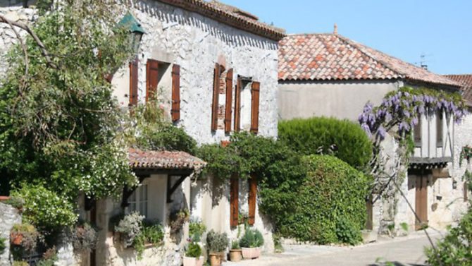 What is the cooling-off period after buying a French property?