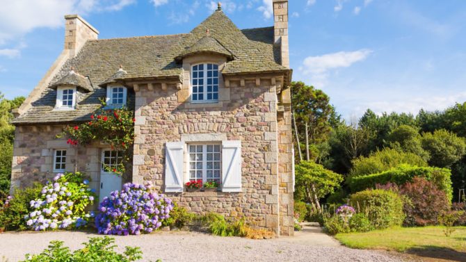Sign up for the French Property Exhibition webinar: your tax questions answered!
