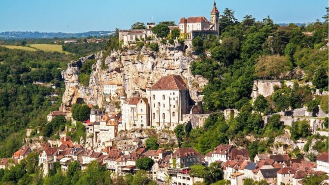 The most popular French villages on the internet