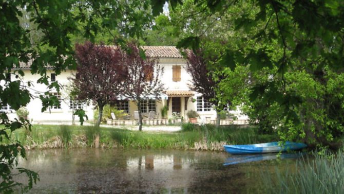 Spacious farmhouse in Charente-Maritime