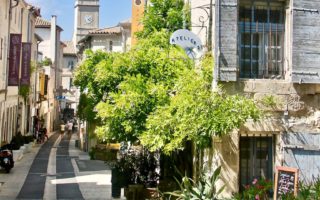 11 celebrities who own a property in France