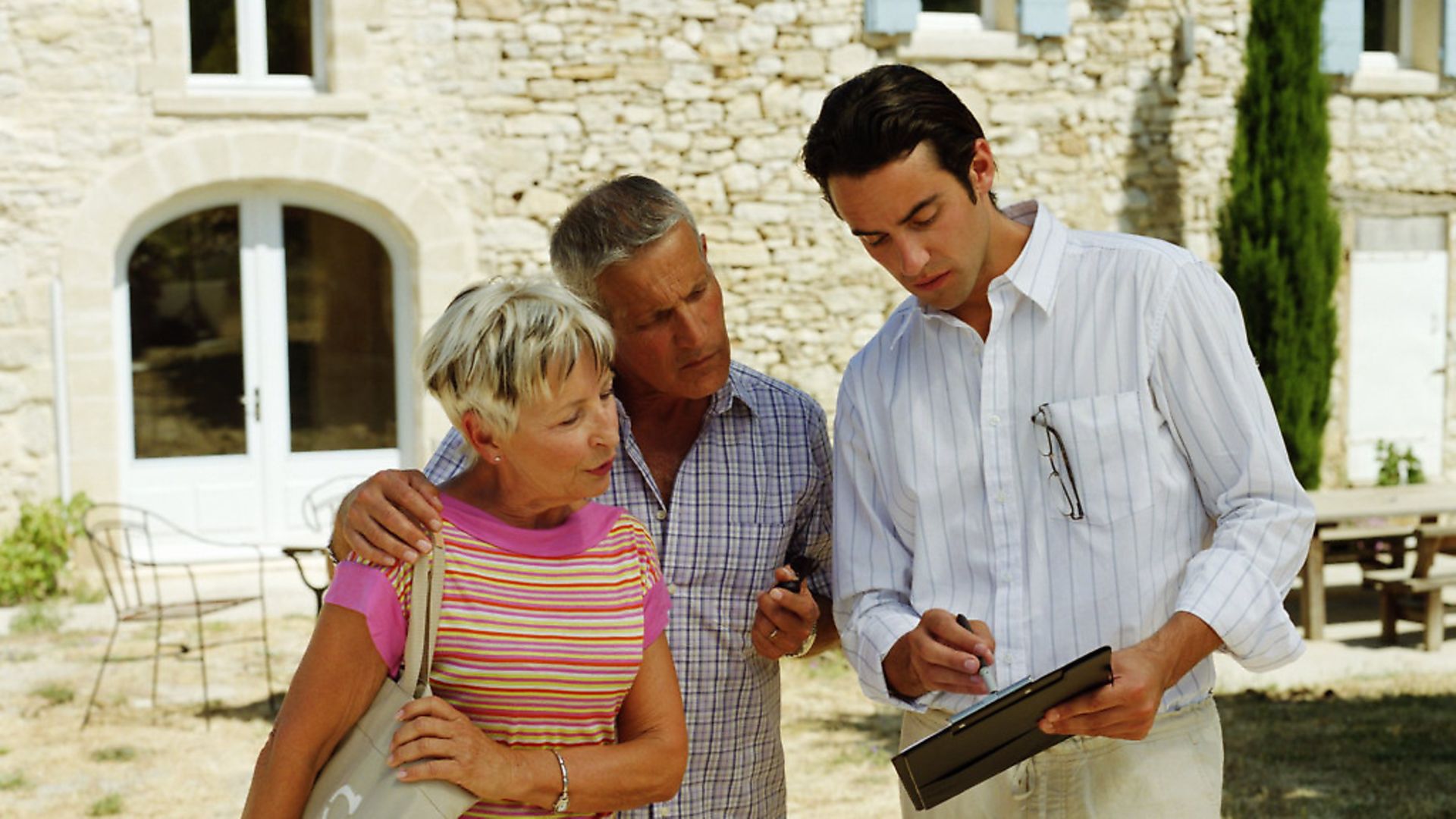 All you need to know about French matrimonial regimes before buying a