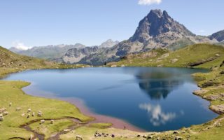 The beautiful French mountain lakes you have to visit