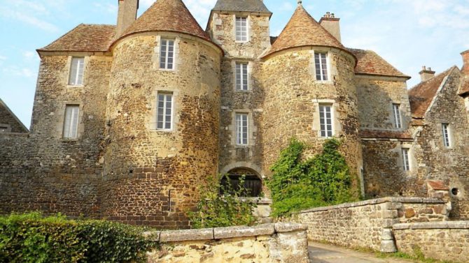 5 beautiful Loire Valley châteaux you may not have heard of