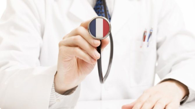 How does the French healthcare system work?